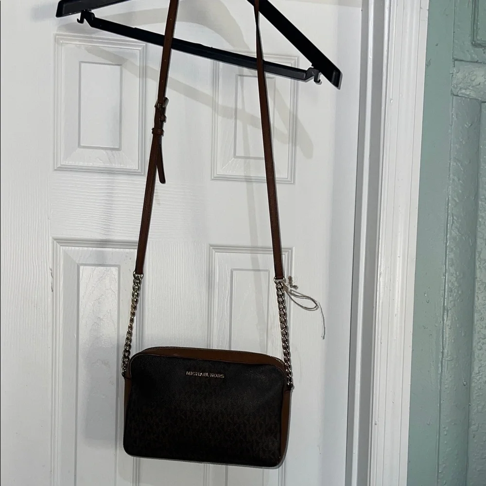 Michael Kors Elegant Brown and Black Crossbody Bag
